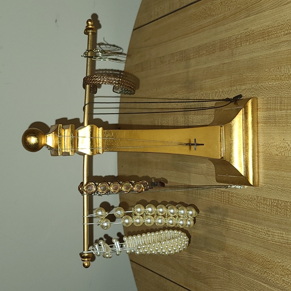 Gokd Leaf Polyresin Jewelry/Towel Holder
